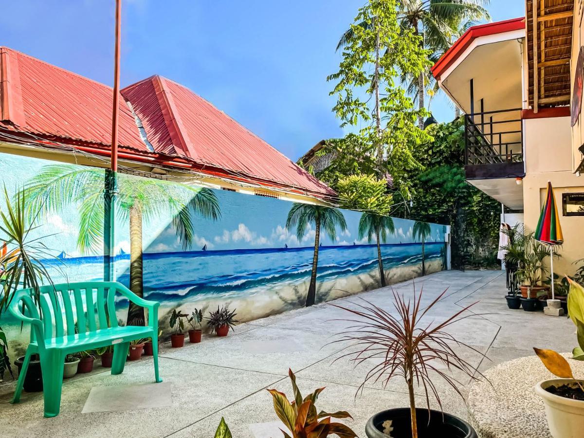 White Shamrock Beach Hotel Balabag  Extérieur photo