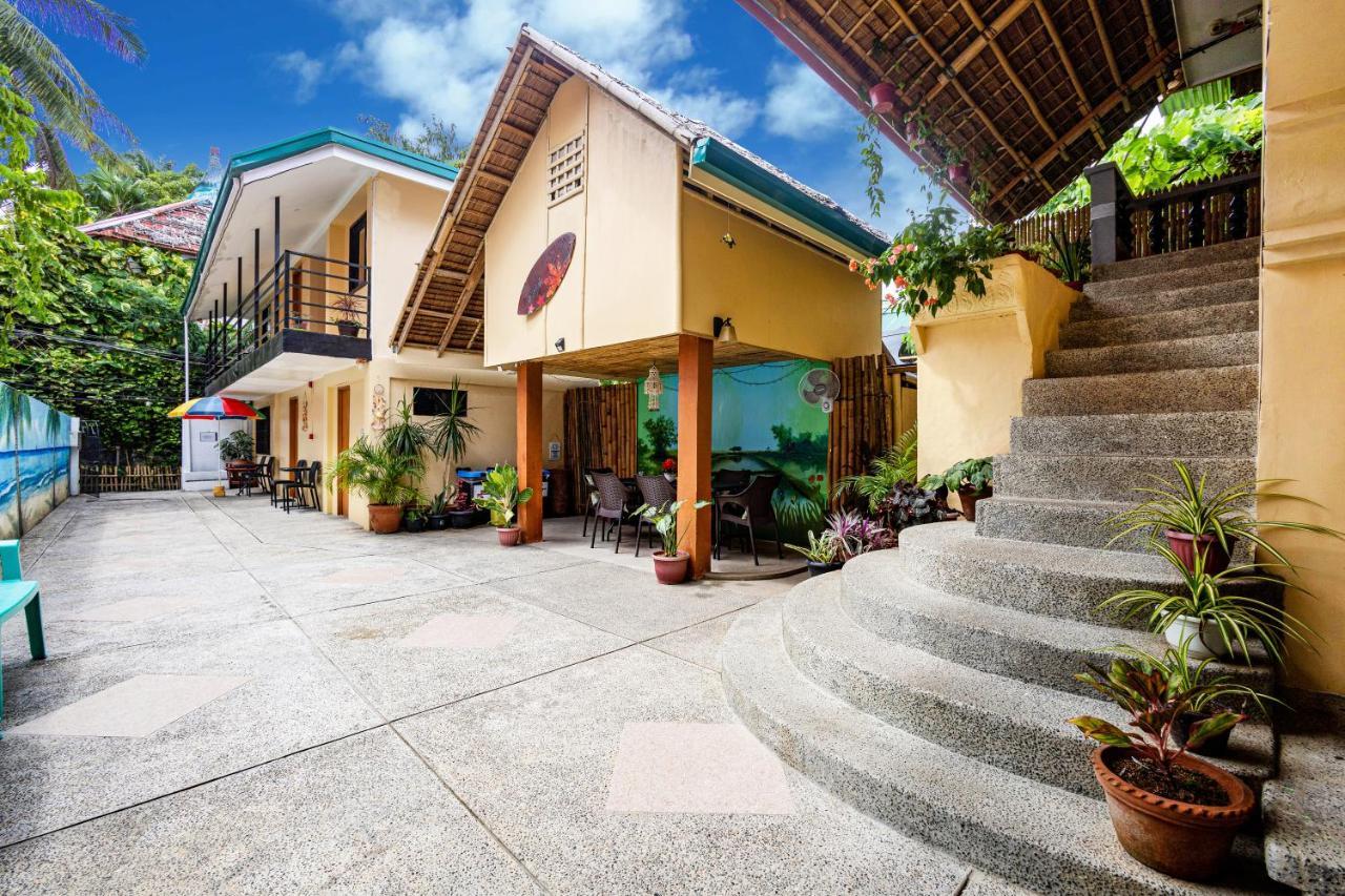 White Shamrock Beach Hotel Balabag  Extérieur photo