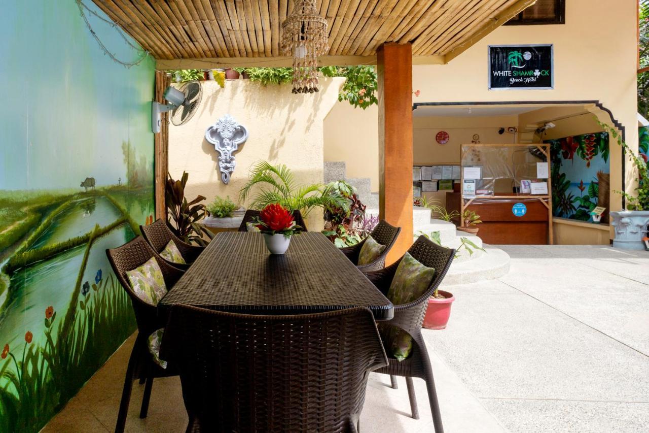 White Shamrock Beach Hotel Balabag  Extérieur photo